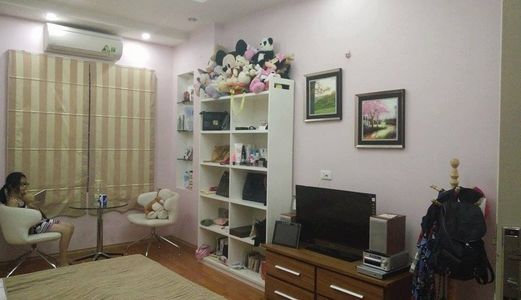 Bán Nhà 35M2 Hoàng Hoa Thám, Ba Đình, Phân Lô, Ô Tô Đỗ Cửa, 5.6 Tỷ