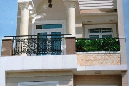 Cần Tiền Bán Gấp - Nhà 2 Mặt Tiền 1 Trệt 1 Lầu – Ngay Ngã Tư Bình Chuẩn