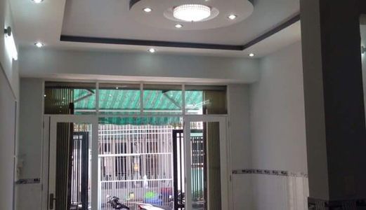 Nhà mới 1 trệt 1 lầu giá 850 triệu