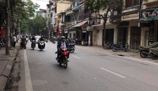 Bán Nhà 33M2 Mặt Phố Thụy Khuê, Ô Tô Tránh, Kinh Doanh Giá 6.5 Tỷ