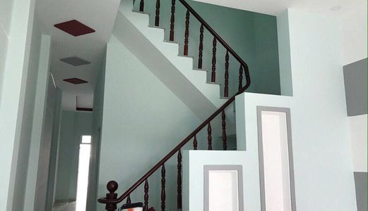 Sở hữu nhà 1 trệt 1 lầu gần chợ Bình Chánh sổ hồng riêng