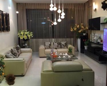 Bán nhà ở đẹp nhất Hoàng Cầu:12.9 tỷ, 65m2, phân lô, ô tô