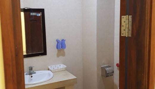 Bán nhà phố Kim Ngưu 30m2x5 tầng, đẹp, giá chỉ 2.35 tỷ. Có thương lượng.