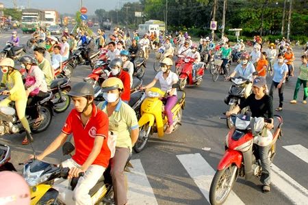 Làm Ăn Thua Lỗ Sang Gấp 650m2 Đất Thổ Cư Giá Rẻ, Sổ Hồng Riêng, Mặt Tiền Quốc Lộ 13