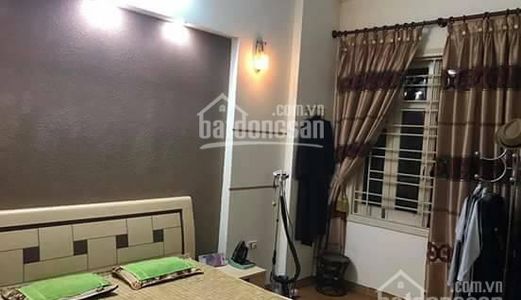 Bán gấp nhà ngay mặt đường Tôn Đức Thắng, kinh doanh, oto. Giá: 4tỷ3 