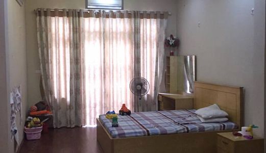  Bán nhà 40 m2 Thanh Nhàn, nhà đẹp, ôtô, giá 4.35 tỷ. 