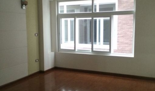 Bán Nhà Riêng Xây 5 Tầng 33m2, Rất Đẹp Ngõ 12 Quang Trung, La Khê, Hà Đông – 1.95 Tỷ