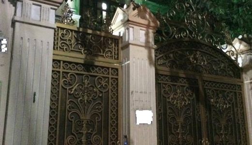 Bán Biệt thự, gần sân bay, Mặt tiền 6m × 23m,135m2, gía 15,5 tỷ (TL ). 