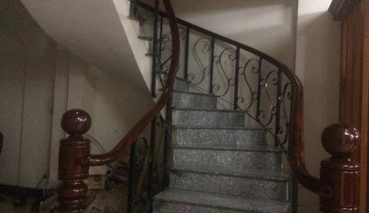 Bán Biệt thự, gần sân bay, Mặt tiền 6m × 23m,135m2, gía 15,5 tỷ (TL ). 