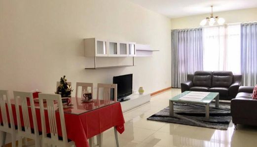 Cần Bán Căn Hộ Saigon Pear - Tháp Sapphire-3 Pn- Lầu Cao- Giá 6 Tỷ 280