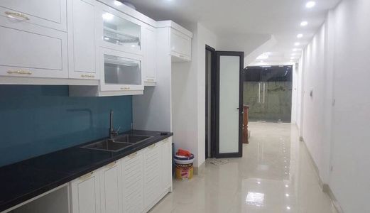 Nhà Đẹp Lung Linh - 2 Mặt Thoáng - Ô Tô Đỗ Sát Nhà - 4.65 Tỷ Q. Đống Đa. Lh: 0943131613