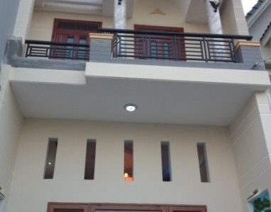 Cần Tiền Nên Bán Gấp Nhà Bình Chuẩn 1 Trệt, 1 Lầu, Sổ Hồng Riêng, Thổ Cư 100%