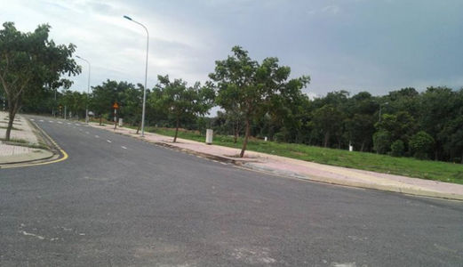 Tôi Cần Bán Gấp 3 Lô Liền Kề Đường Liên Phường, Phường Phú Hữu Q. 9. SHR, Giá 10 Triệu/M2, DT 5x20m