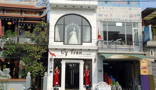 Cho Thuê Nhà Nguyên Căn Hẻm Lớn Xe Hơi Ra Vào Được Cần Thơ (P. Thới Bình, Dt 300m2)