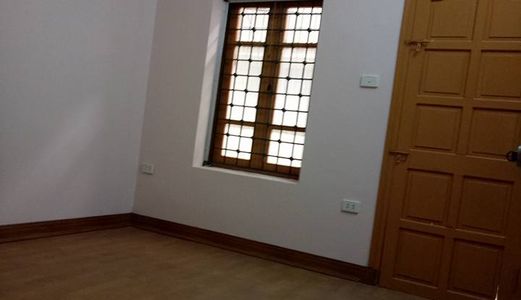 Bán Nhà Phân Lô Thái Hà, Kinh Doanh 40m, 4 Tầng, 6.5 Tỷ.