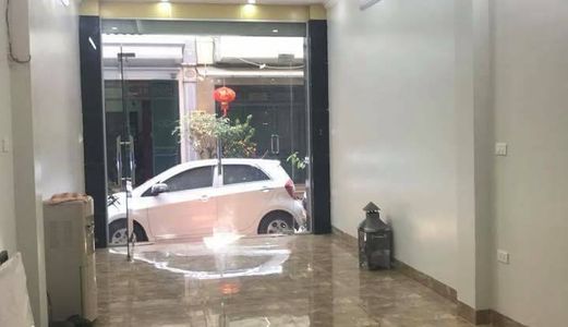 Bán Nhà Kim Mã 50m2 4 Tầng Ô Tô Đỗ Cửa Kinh Doanh Sầm Uất 5,4 Tỷ!