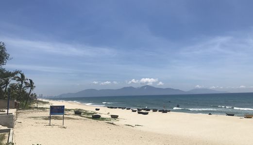 Bán Gấp 2 Lô Đất Liền Kề Khu Đô Thị Fpt Và Đối Diện Cocobay. Lh 0941867193