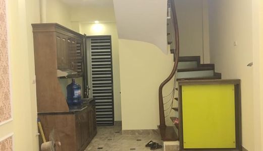 Chính Chủ Bán Gấp Nhà Kim Mã Ba Đình 5tầng 32m2 Oto Đỗ Cửa Giá 4.25tỷ