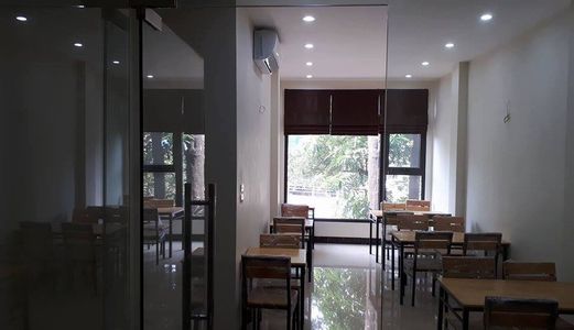 Bán Nhà Mặt Phố Đại Cồ Việt KD Sầm Uất 10,7 Tỷ. LH: 0936113881