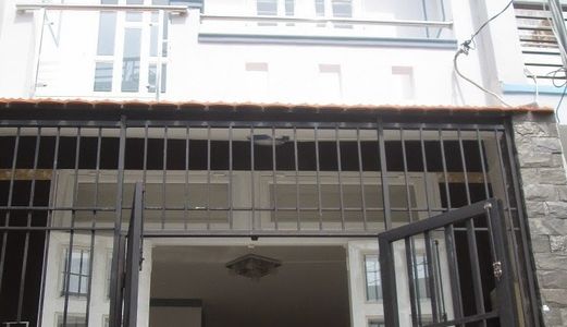 Nguyễn Tri Phương, Quận 10, Nhà Mới, 32m2. Gía 3.7tỷ Có Thương Lượng