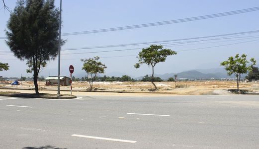 Bán Đất Nền Quận Loại 1 Liên Chiểu Giá Đầu Tư Chỉ 560 Triệu/ Nền Lh: 0947 460 952