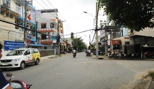 Tôi Có Mảnh Đất Kinh Doanh Rất Tốt Nằm Ngay Chợ Phước Bình Mặt Tiền Đường 12m. Lh 0901629266