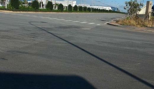 Bán Gấp Lô Đất Mặt Tiền Ngay Cổng Kcn Long Đức Thổ Cư 100% Có Sổ Sang Tên Ngay.