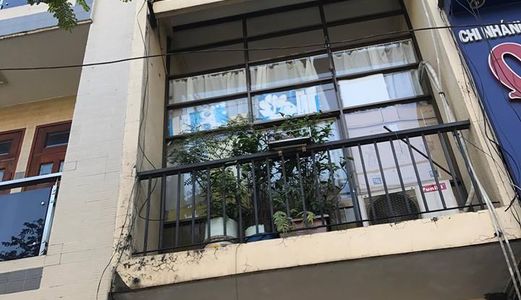 Bán Nhà Mặt Tiền Nguyễn Ngọc Lộc P.14 Q.10 ,Dt: 3.5 X 16.5m , 3 Lầu Nhà Cực Mới (0917.255.885)