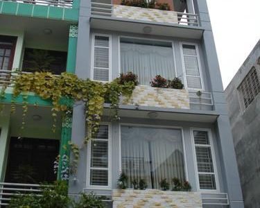 Cho Thuê Nhà 1 Trệt 2 Lầu , Mặt Tiền Hẻm 67 , Đường Hùng Vương, Hẻm Rộng Rãi , Kinh Doanh Sầm Uất