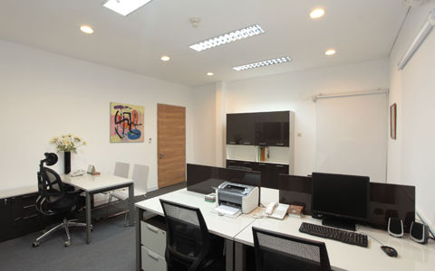 Cho Thuê Văn Phòng Ngay Mặt Tiền Các Đường Lớn Hoa Lan Hoa Hồng Pxl Phú Nhuận Giá Tốt 4-8tr, 16-30m