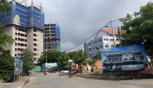 Cần Vốn, Sang Nhượng Lô Đất Dt 5x25m. Bình Tân. Liên Hệ: 0911.88.37.88