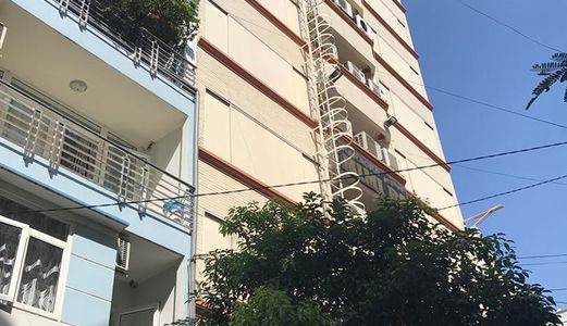 Bán Nhà Hẻm 5m Góc Nguyễn Ngọc Lộc Q.10 ,8 X 11m , 6 Lầu – St (40tr/Th )