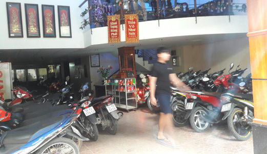 Định Cư Sang Ks Rất Đông Khách 60 Phòng Xem Thích Ngay Lh 0909007065 (Tin Thực Không Ảo)