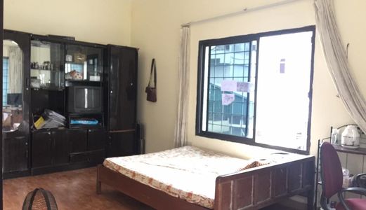 Bán Nhà 3.8 Tỷ, 55m2  3,5 Tầng Lô Góc Đường Hoàng Hoa Thám, Ba Đình.