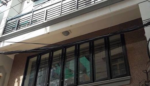 Bán Nhà Mặt Tiền Nguyễn Giản Thanh P.15 Q.10 ,Dt:3.1 X 17m , 3 Lầu -  Mặt Tiền Sau