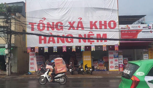 Cho Thuê Mặt Bằng Cách Mạng Tháng 8 Có Chiều Ngang Rộng Gần Vòng Xoay 