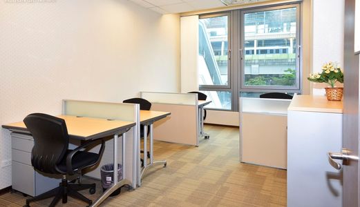 Văn Phòng 3-4 Người Làm Việc Tại Hoàng Văn Thụ, Q Tân Bình