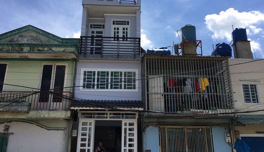 Cho Thuê Nhà Đường Tx33 ,p Thạnh Xuân ,q12 1Trệt 1Lững ,1Lầu 2Pn,2Wc. Dt 3X8 M. 4.5Tr/th