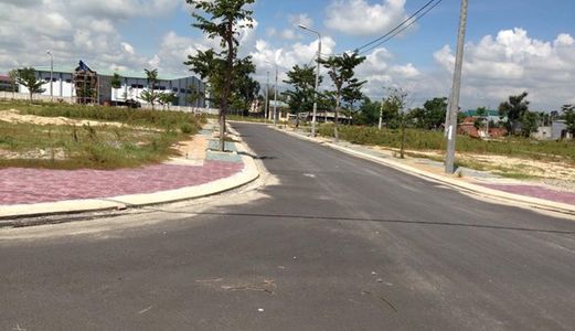 Tôi Cần Bán 2 Lô Đất 7x25m Hướng Đông Nam Gần Trường Cđ Du Lịch