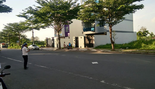 Đất Mặt Tiền Đường Số 6, Hiện Hữu 25m, Ngay Chợ Đầu Mối, Dt 189m2, Kinh Doanh Mọi Nghề Cưc Tốt