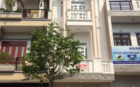 Cho Thuê Nhà , Trệt , 2 Lầu , Nhà Mới , Dt: 100m2 , Giá 10tr , Đường Kdc Hưng Phú