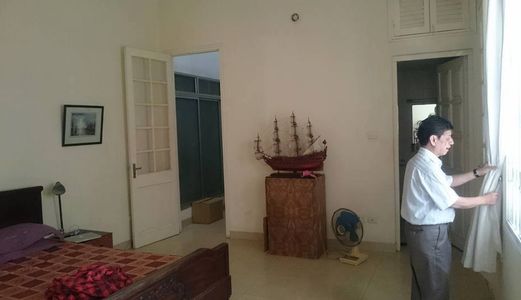 Bán Nhà Mặt Phố Hoàng Quốc Việt, Cầu Giấy: 18 Tỷ, 52m2, 4 Tầng. Phố Đẹp, Văn Minh.