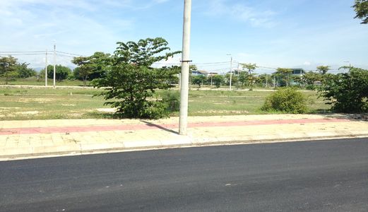 Lô Đất Cách Biển 100m Đối Diện Bãi Tắm Viêm Đông