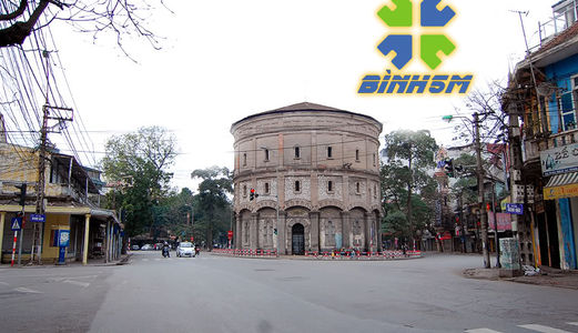 Bình 5m Cho Thuê Nhà Mặt Phố Quán Thánh Mặt Tiền 7.9m.