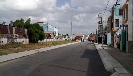 Chính Chủ Cần Bán 03 Lô Đất Liền Kề, Ngay Chợ Bình Chánh. Shr, Thổ Cư 100%, Lh 0931851688