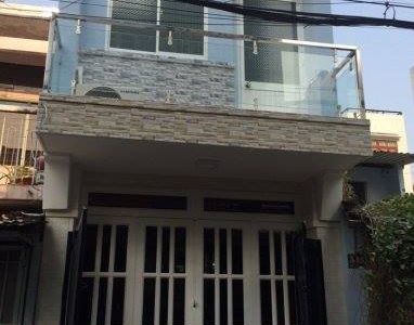 Cần Bán Gấp Nhà 1 Trệt 1 Lầu Ở Đường 30/4