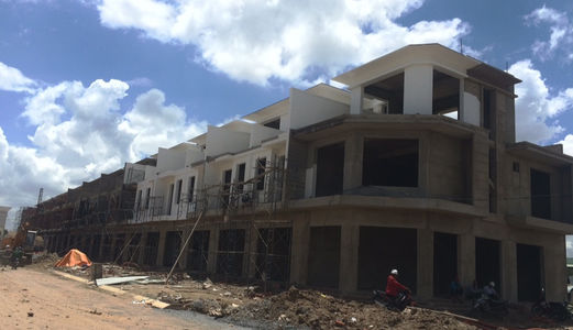 Nhà Phố Thương Mại Bình Chánh Giáp Hooc Môn