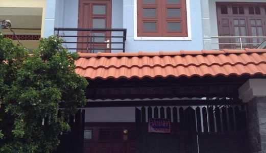 Bán Gấp Nhà 1 Trệt 1 Lầu,90m2, Sổ Riêng, 600 Triệu