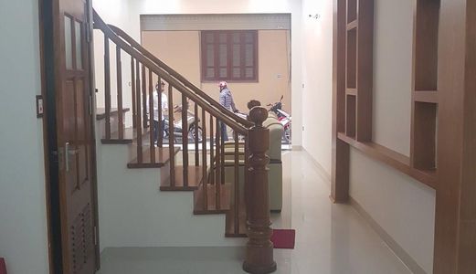 Bán Nhà Phân Nô Ngõ 155 Cầu Giấy Dt:30x5t ; Mt:3,4m Hướng Tây Nam