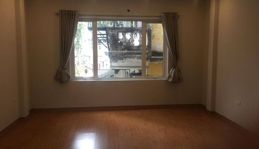 Bán Nhà Khu Ngã Tư Sở, Đống Đa, 45m2 X 4t Gara Siêu Đẹp, Giá 5.2 Tỷ